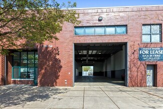 Plus de détails pour 19-50 Steinway St, Astoria, NY - Industriel/Logistique à louer