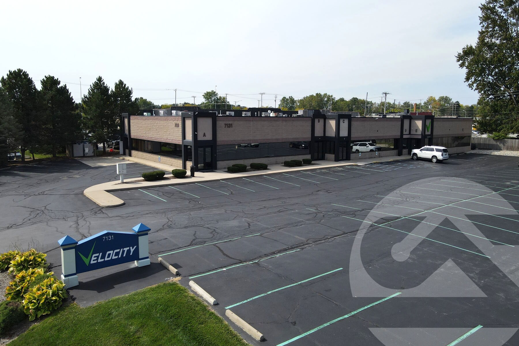 7131 Spring Meadows West Dr, Holland, OH à louer Photo principale– Image 1 sur 6