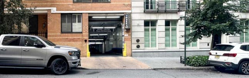 525 E 80th St, New York, NY à vendre - Photo de l’immeuble – Image 2 sur 14