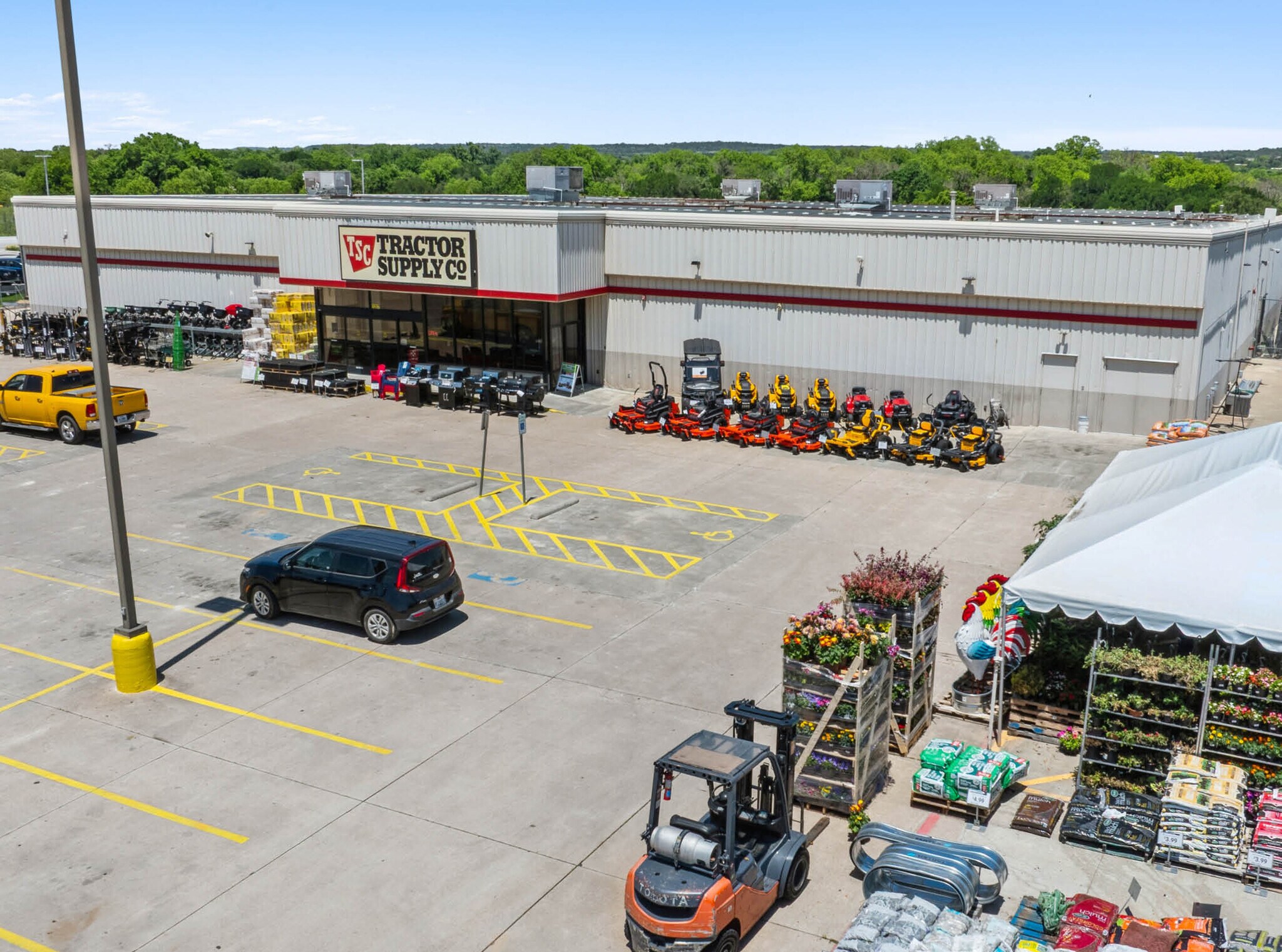 1207 N Avenue G, Clifton, TX à vendre Photo de l’immeuble– Image 1 sur 7
