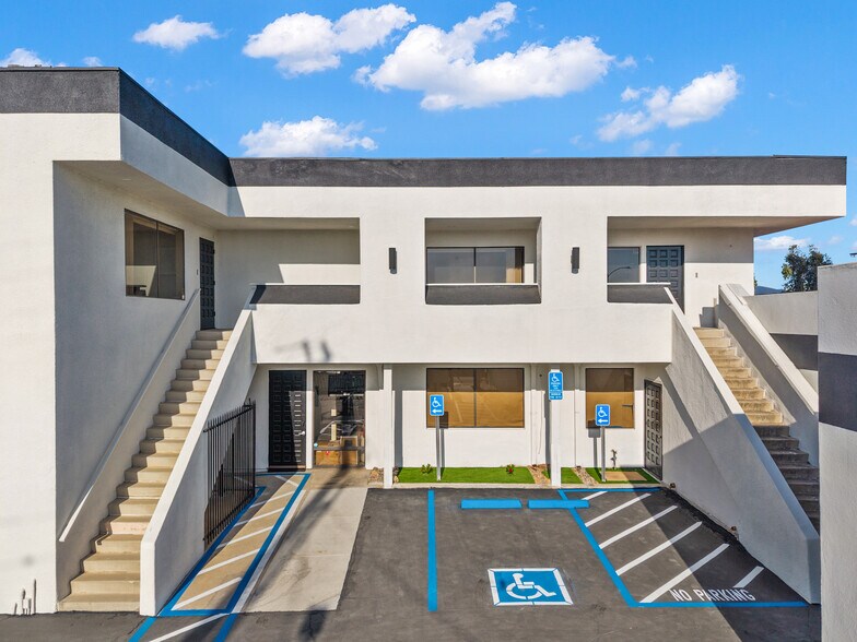 620 E Main St, El Cajon, CA à louer - Photo de l’immeuble – Image 2 sur 7