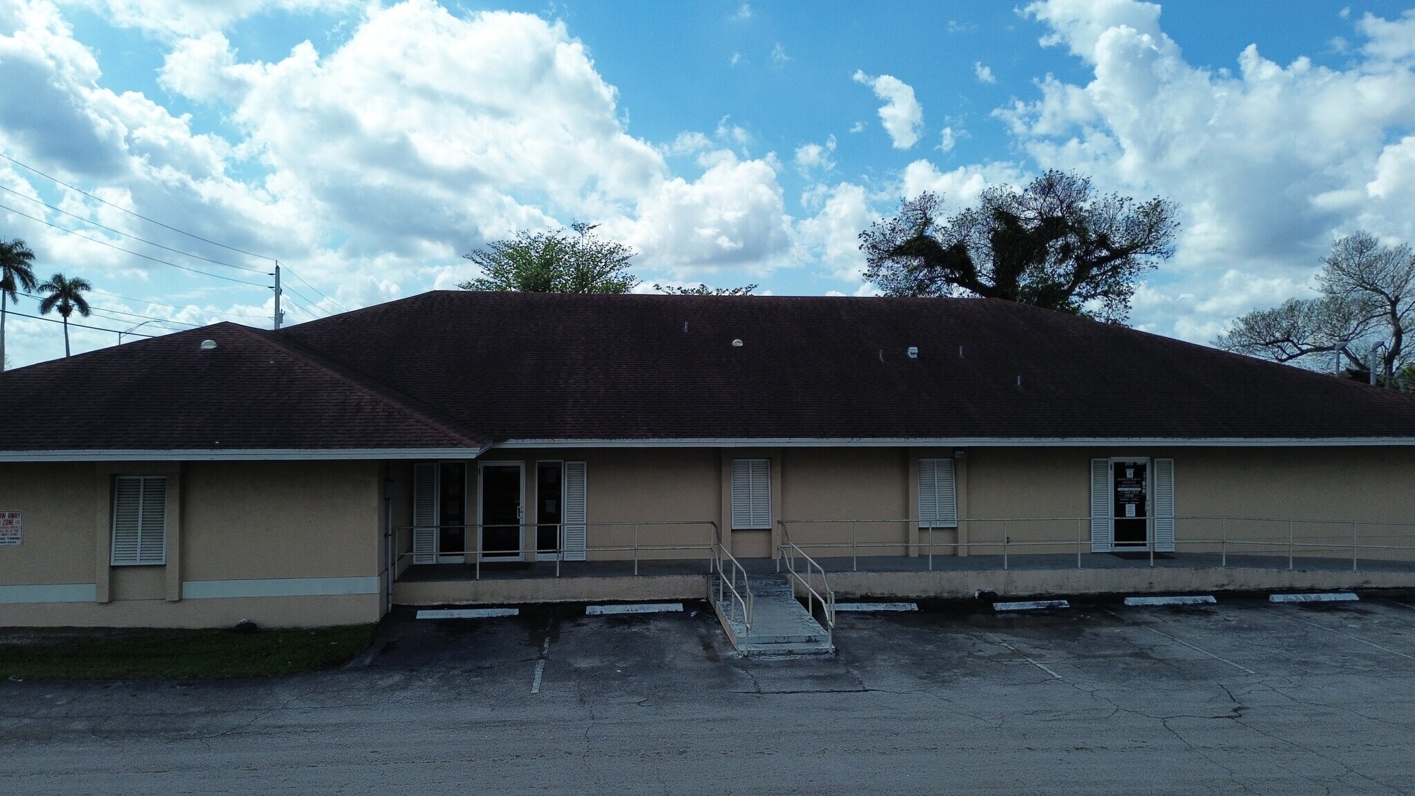 1100 S Main St, Belle Glade, FL à vendre Photo principale– Image 1 sur 27