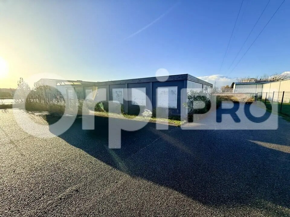 Terrain dans Port-Jérôme-sur-Seine à vendre Photo de l’immeuble– Image 1 sur 9