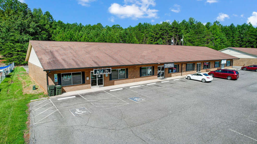 524-528 Nc-27 Hwy, Stanley, NC à louer - Photo de l’immeuble – Image 1 sur 11