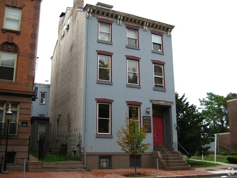 142 W State St, Trenton, NJ à louer - Photo de l’immeuble – Image 2 sur 5