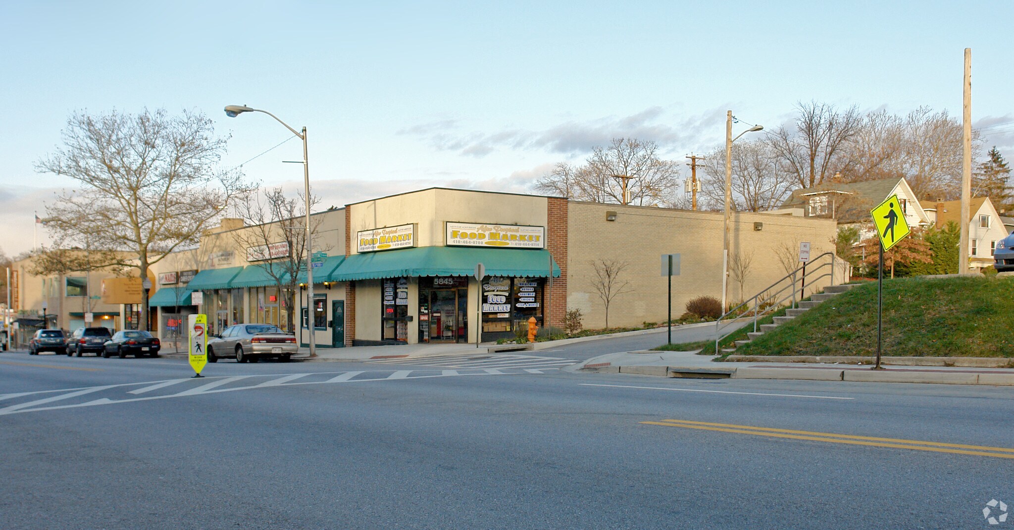 5845-5857 York Rd, Baltimore, MD à louer Photo principale– Image 1 sur 3