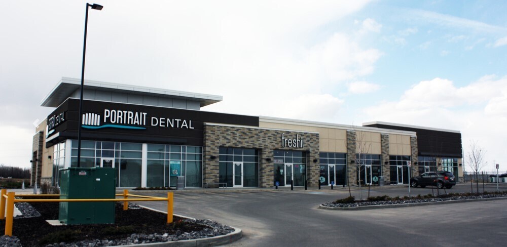 10167 186 St NW, Edmonton, AB à louer Photo de l’immeuble– Image 1 sur 3