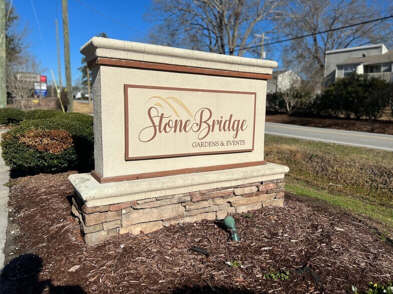 3506 Bush River Rd, Columbia, SC à vendre - Photo de l’immeuble – Image 3 sur 10