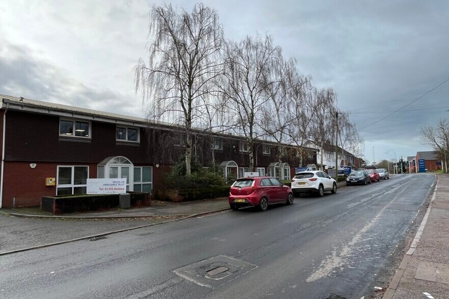 Harrington Ln, Exeter à louer - Photo de l’immeuble – Image 2 sur 3