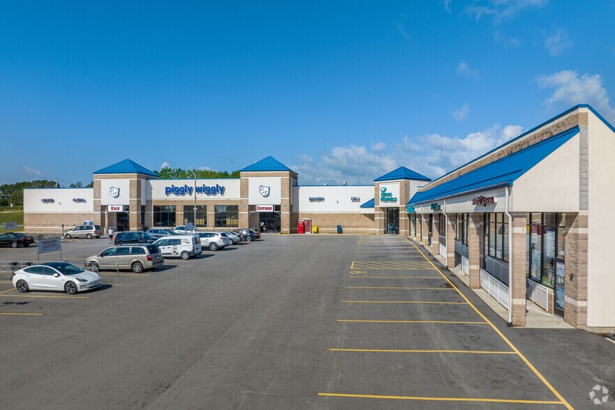 4310-4410 67th Dr, Union Grove, WI à vendre - Photo principale – Image 1 sur 22