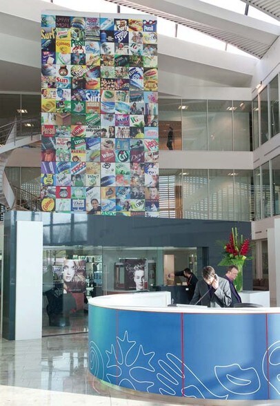 Springfield Dr, Leatherhead à louer - Hall d’entrée – Image 3 sur 25