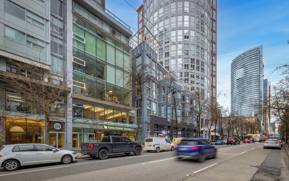 997 Seymour St, Vancouver, BC à vendre - Photo de l’immeuble – Image 3 sur 3