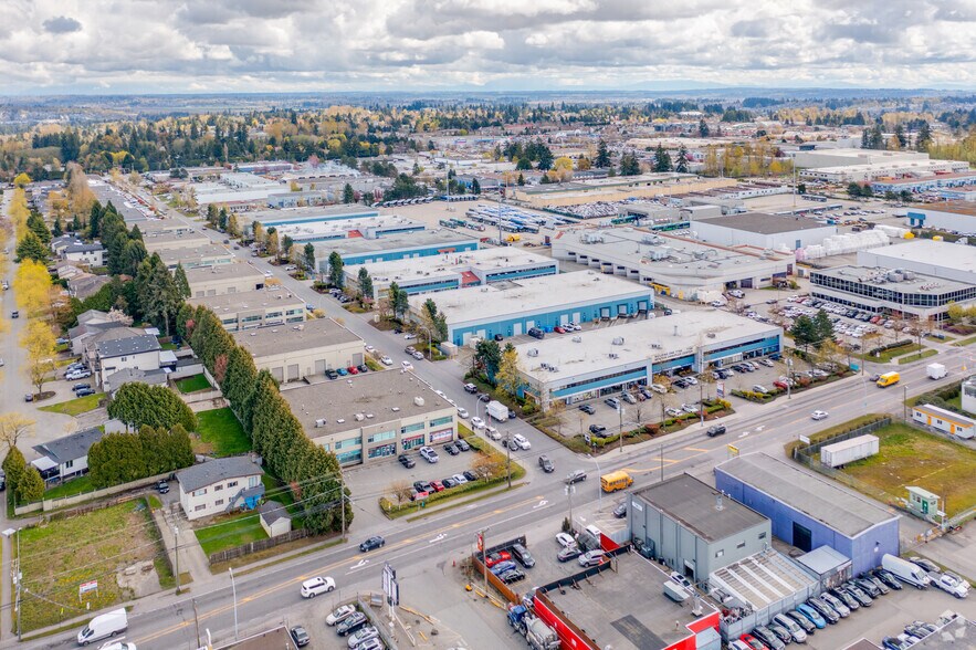 13290 78th Ave, Surrey, BC à louer - Photo de l’immeuble – Image 2 sur 5