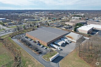 200 E Meadowview Rd, Greensboro, NC - Vue aérienne vue de carte - Image1