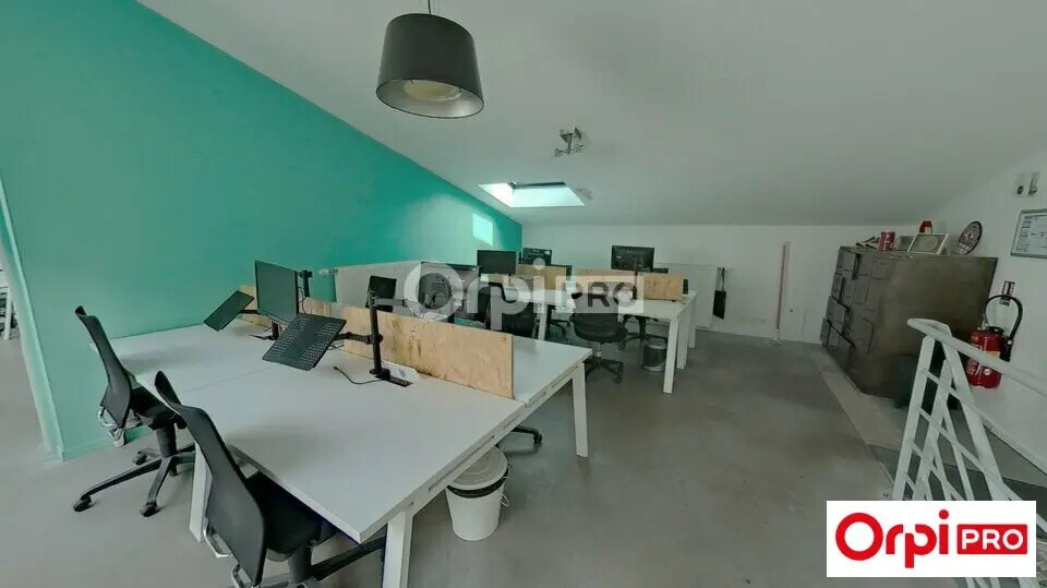 Bureau dans Lille à louer - Photo de l’immeuble – Image 1 sur 12