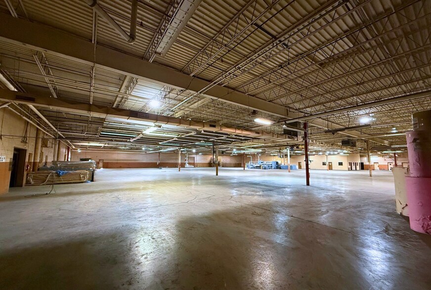 212 National Ave, Spartanburg, SC à louer - Photo de l’immeuble – Image 3 sur 16