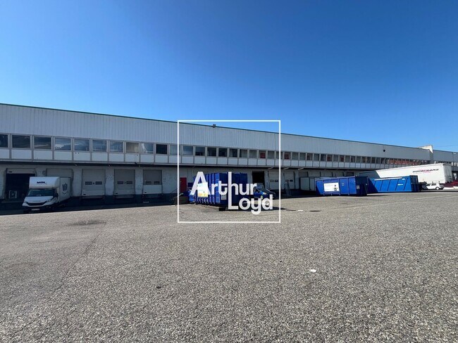 Plus de détails pour 8 Avenue De Fondeyre, Toulouse - Bureau, Industriel/Logistique à louer