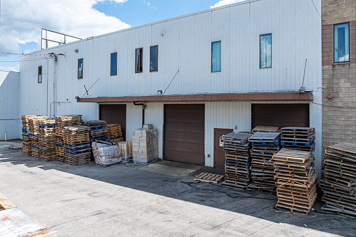 100 Tripak Industries Blvd, Tarentum, PA à louer - Photo de l’immeuble – Image 3 sur 16