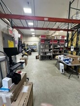 351 Spook Rock Rd, Suffern, NY à louer Photo intérieure– Image 2 sur 4