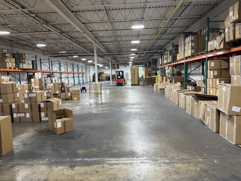 10-50 Charles St, Westwood, NJ à louer - Photo intérieure – Image 3 sur 5