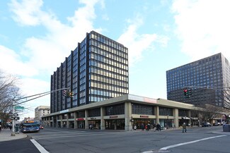 Plus de détails pour 900 Chapel St, New Haven, CT - Local commercial à louer