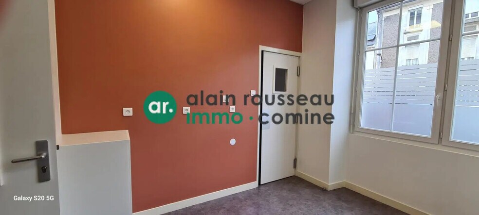 Bureau dans Angers à louer - Photo de l’immeuble – Image 3 sur 5