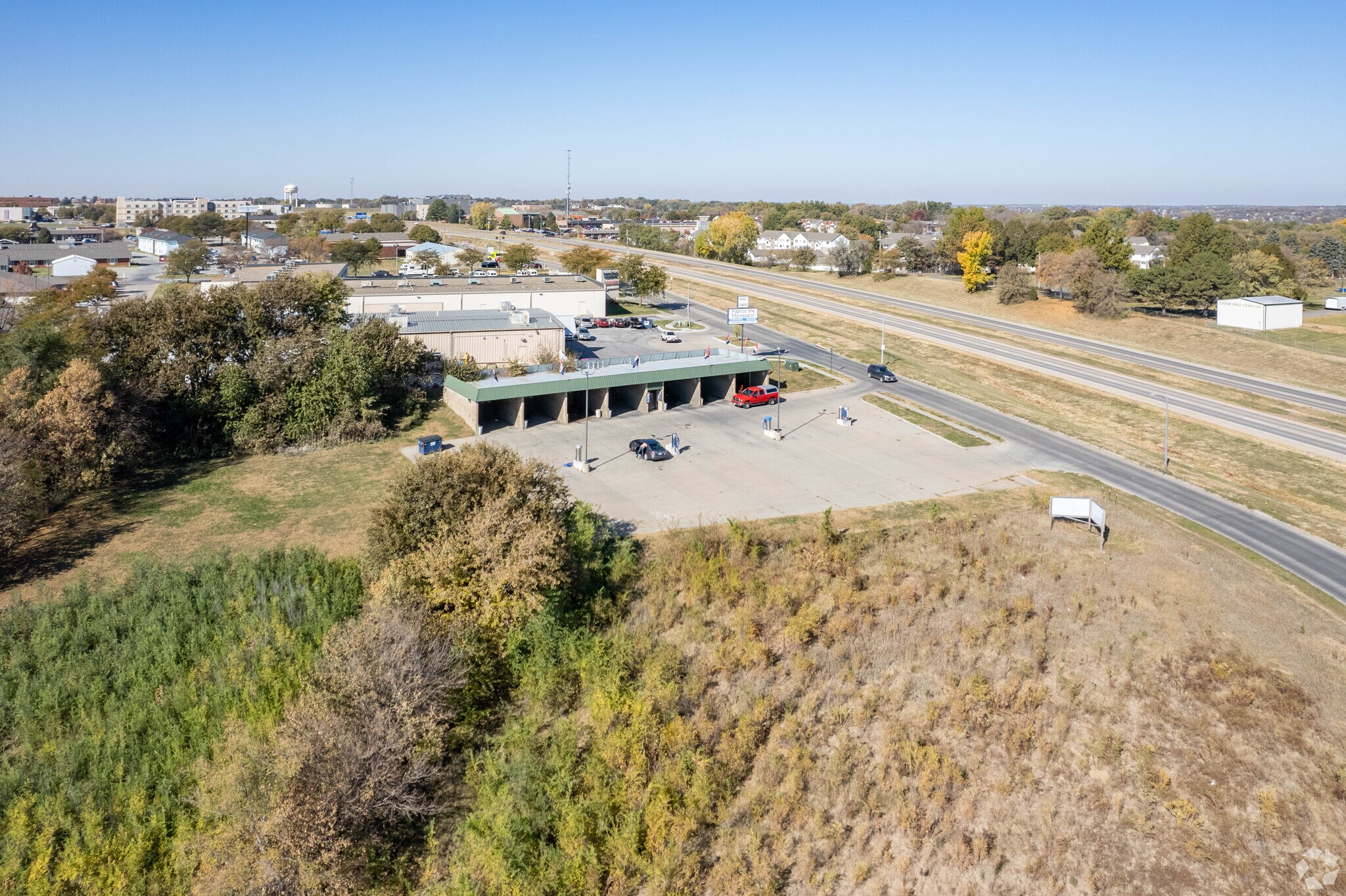 713 Olson Dr, Papillion, NE à vendre Photo principale– Image 1 sur 3