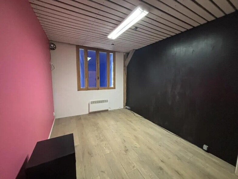 Bureau dans Paris à louer - Photo de l’immeuble – Image 2 sur 4