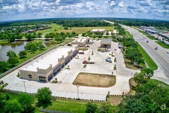 15003 Highway 6, Rosharon, TX - VUE AÉRIENNE  vue de carte