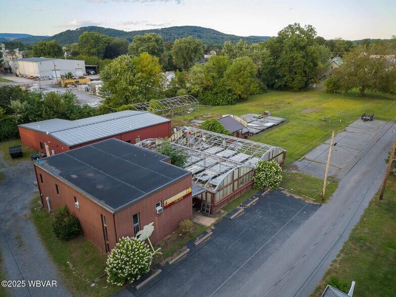 321 Peters Aly, Montoursville, PA à vendre - Photo de l’immeuble – Image 2 sur 25