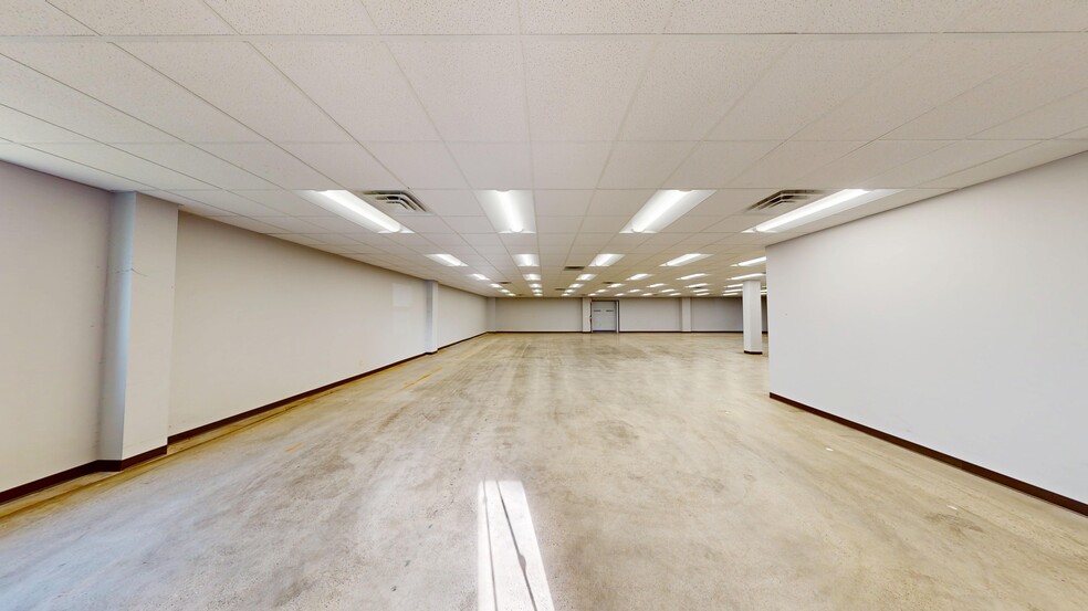 5522 Aurelius Rd, Lansing, MI à louer - Photo de l’immeuble – Image 2 sur 15