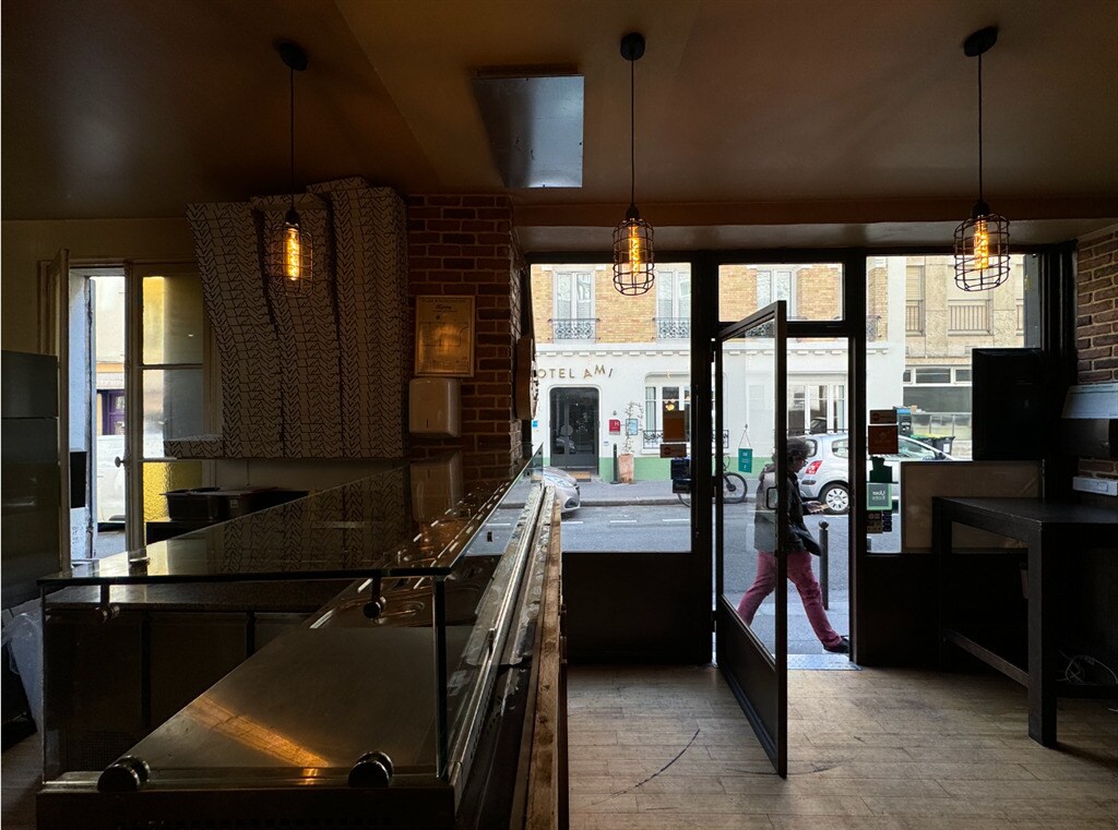 Local commercial dans Paris à louer Photo intérieure– Image 1 sur 5