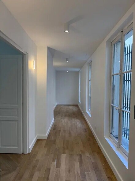 Bureau dans Paris à louer - Photo intérieure – Image 2 sur 6