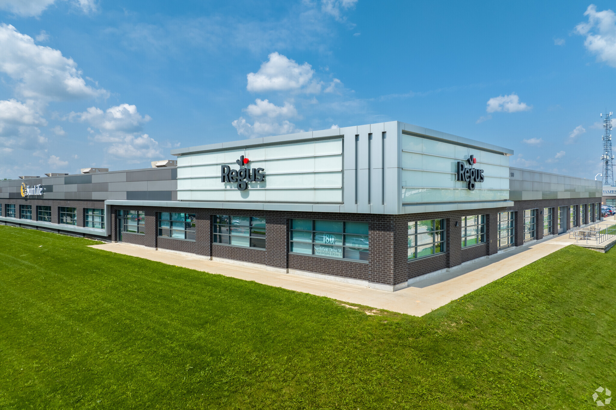 580 Weber St N, Waterloo, ON à louer Photo de l’immeuble– Image 1 sur 5