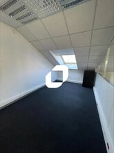 Bureau dans Eybens à vendre Photo intérieure– Image 2 sur 11