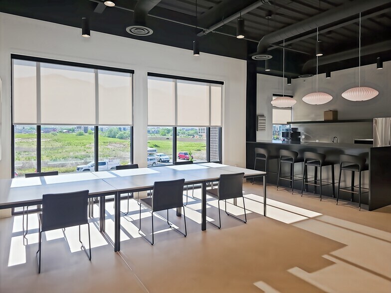 775 N 1525th W, Farmington, UT à louer - Photo de l’immeuble – Image 3 sur 11
