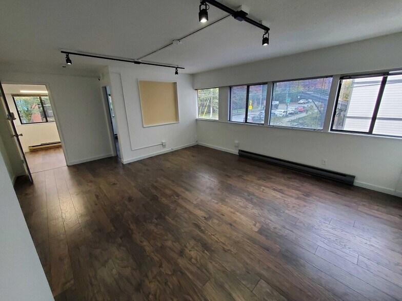 2975 Cambie St, Vancouver, BC à louer - Photo intérieure – Image 2 sur 19
