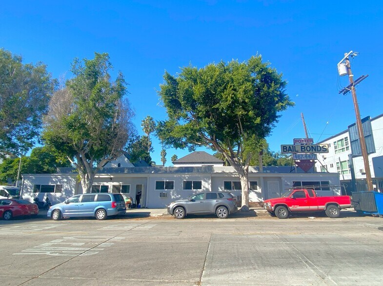 1339-1345 Wilcox Ave, Los Angeles, CA à louer - Photo de l’immeuble – Image 2 sur 2