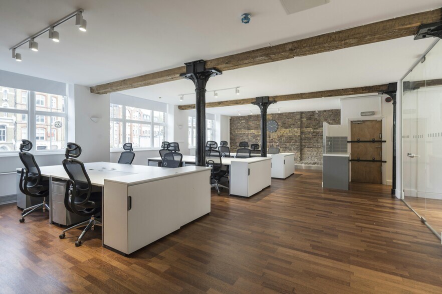 113-117 Farringdon Rd, Londres à vendre - Photo de l’immeuble – Image 3 sur 13