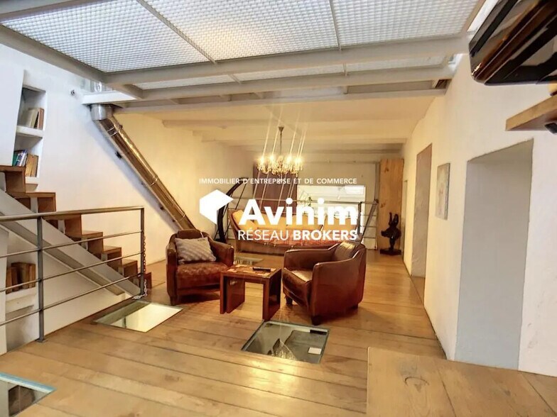 Local d'activités dans Cannes à vendre - Photo de l’immeuble – Image 2 sur 16