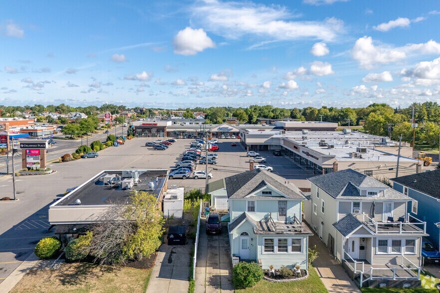2611 Delaware Ave, Buffalo, NY à vendre - Photo de l’immeuble – Image 3 sur 5