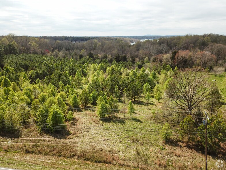 Alcove & Templeton Rd, Mooresville, NC à vendre - Photo de l’immeuble – Image 1 sur 3
