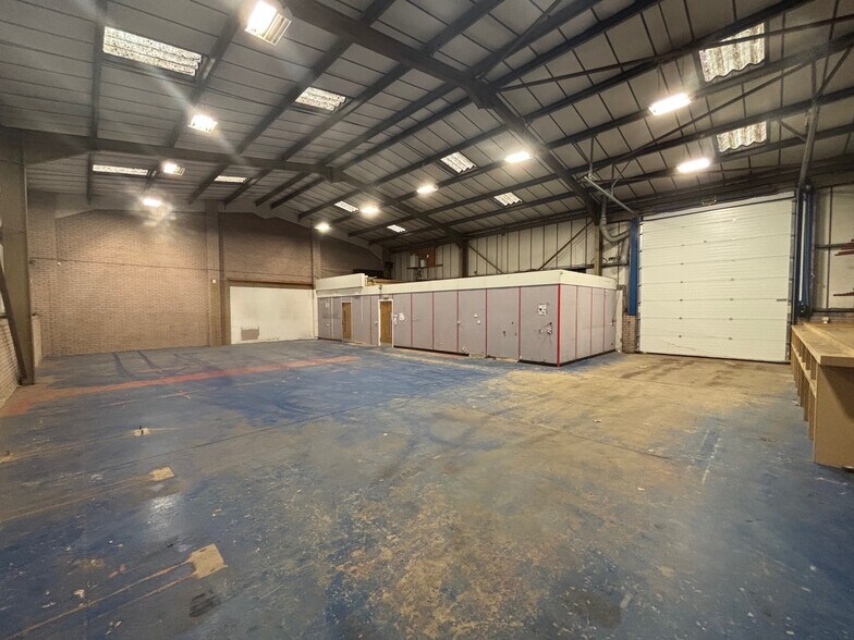 40 Couper St, Glasgow à louer - Photo de l’immeuble – Image 2 sur 4