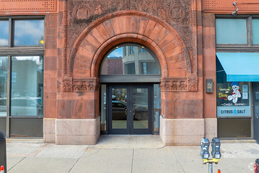 209 Columbus Ave, Boston, MA à louer - Photo de l’immeuble – Image 2 sur 10