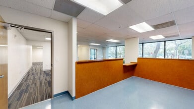 10720 Caribbean Blvd, Cutler Bay, FL à louer Numérisation 3D Matterport– Image 1 sur 7