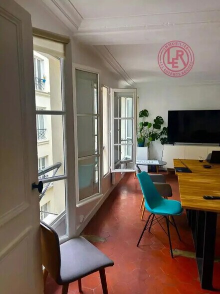 Bureau dans Paris à louer - Photo de l’immeuble – Image 1 sur 2