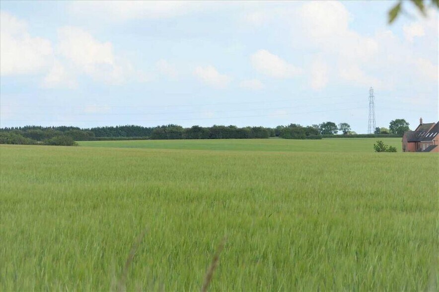 Irwin Rd, Blyton à vendre - Photo de l’immeuble – Image 2 sur 4