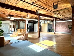 1104 NW 15th Ave, Portland, OR à louer Photo intérieure– Image 2 sur 12