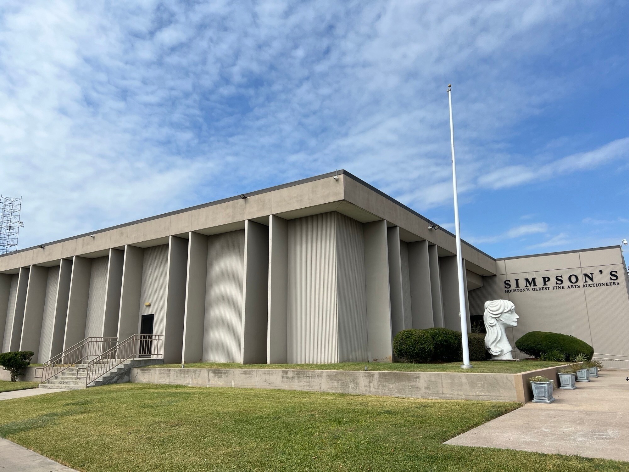 6116 Skyline Dr, Houston, TX à louer Photo de l’immeuble– Image 1 sur 7