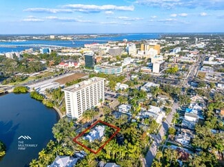 Plus de détails pour 1559 7th Ave W, Bradenton, FL - Logement à vendre